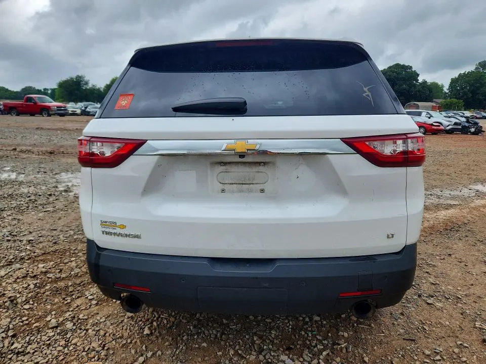 2019 CHEVROLET TRAVERSE LT  