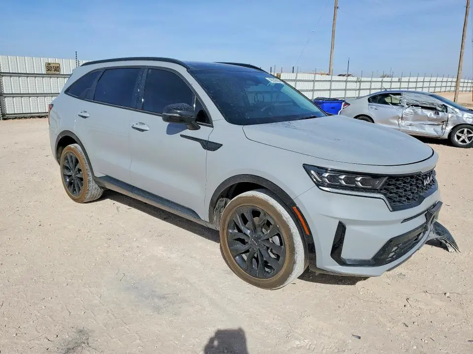 2023 KIA SORENTO   