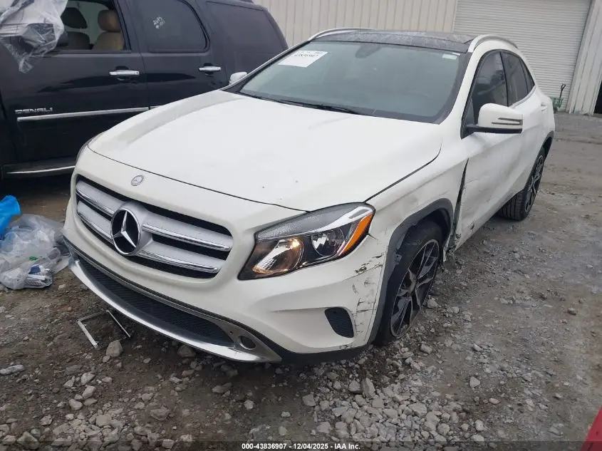 2017 MERCEDES-BENZ GLA 250  