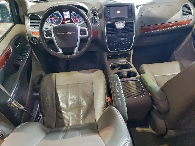 2013 CHRYSLER TOWN & COUNTRY TOURING L  