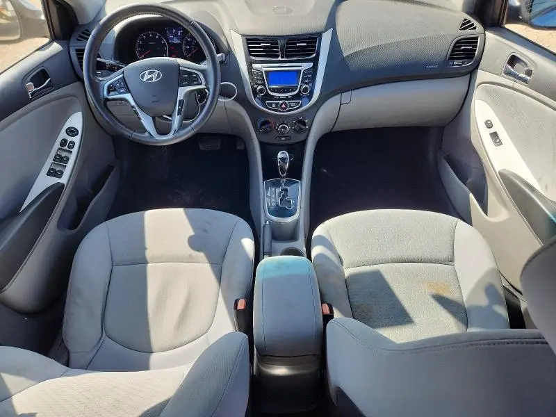2013 HYUNDAI ACCENT SE  
