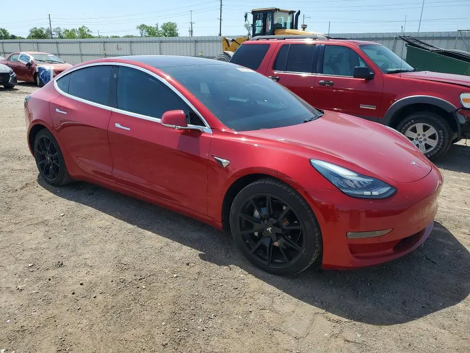 2018 TESLA MODEL 3   