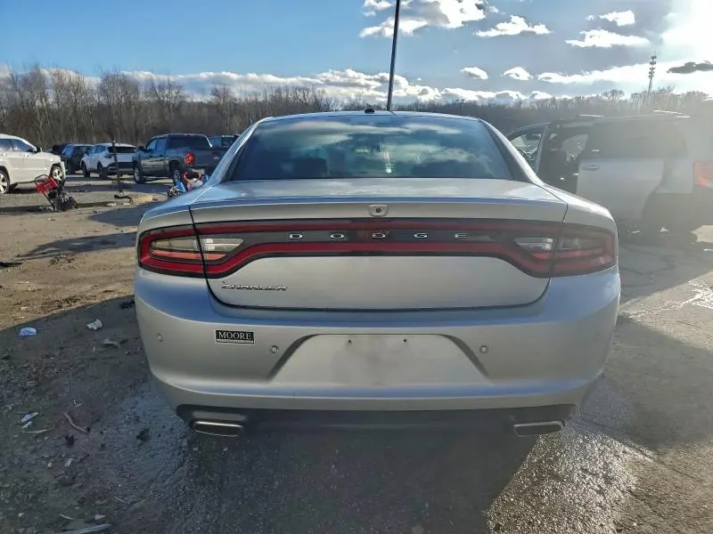 2019 DODGE CHARGER SXT  