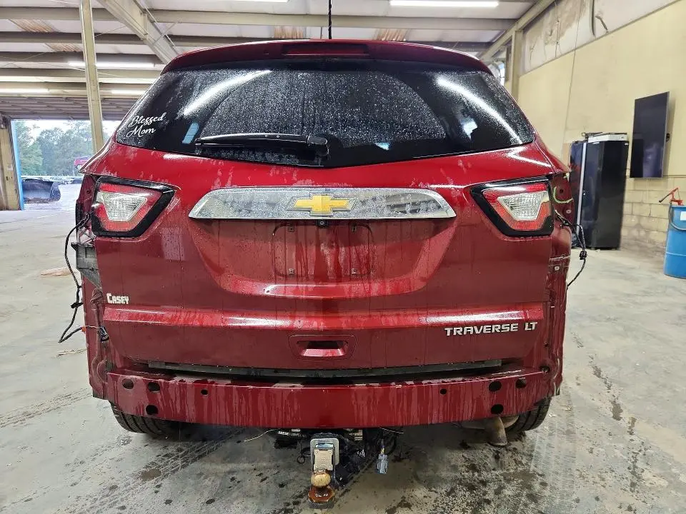 2015 CHEVROLET TRAVERSE LT  