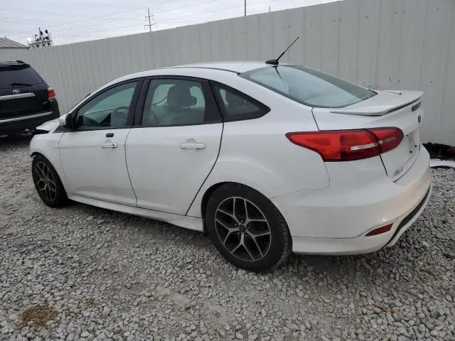 2015 FORD FOCUS SE  