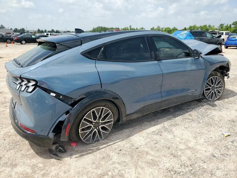 2024 FORD MUSTANG MACH-E PREMIUM  