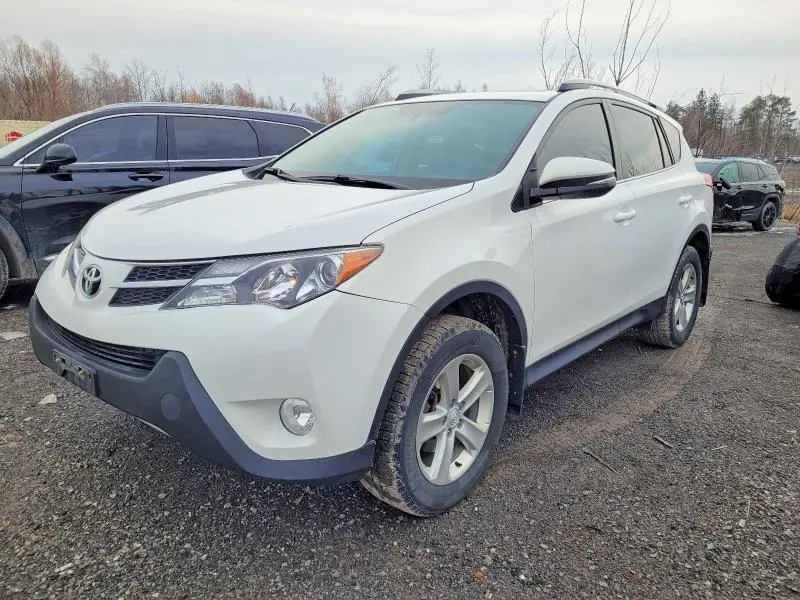 2014 TOYOTA RAV4 XLE  