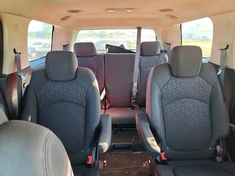 2010 GMC ACADIA SLE  