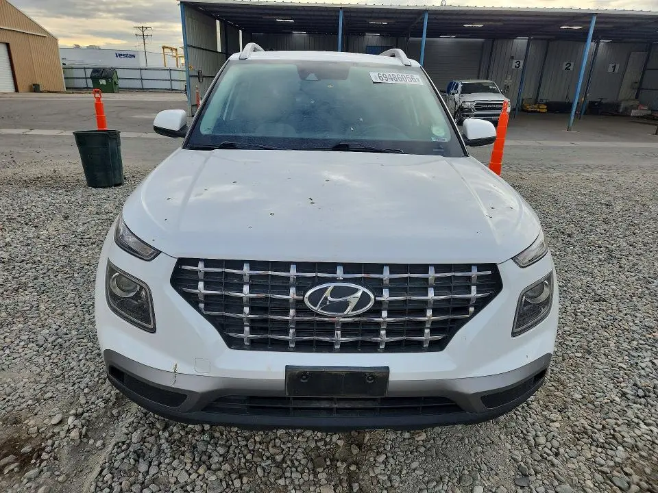 2022 HYUNDAI VENUE SEL  