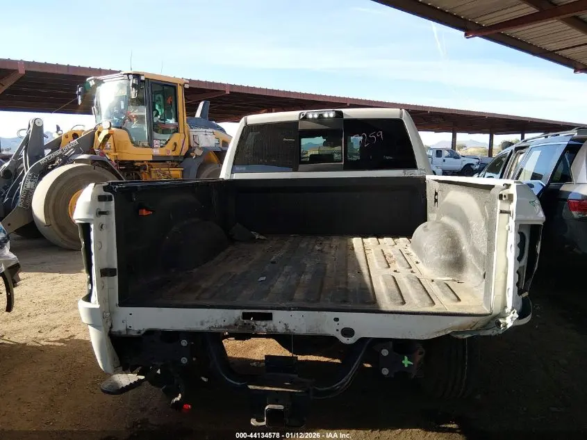 2021 RAM 2500 LARAMIE  4X2 6'4 BOX