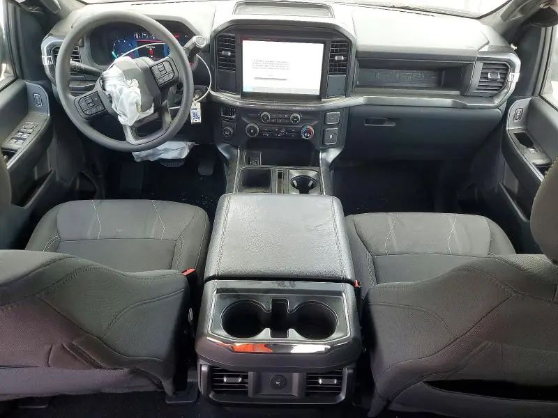 2025 FORD F150 STX  