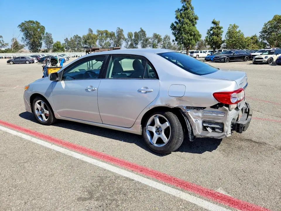 2013 TOYOTA COROLLA LE  