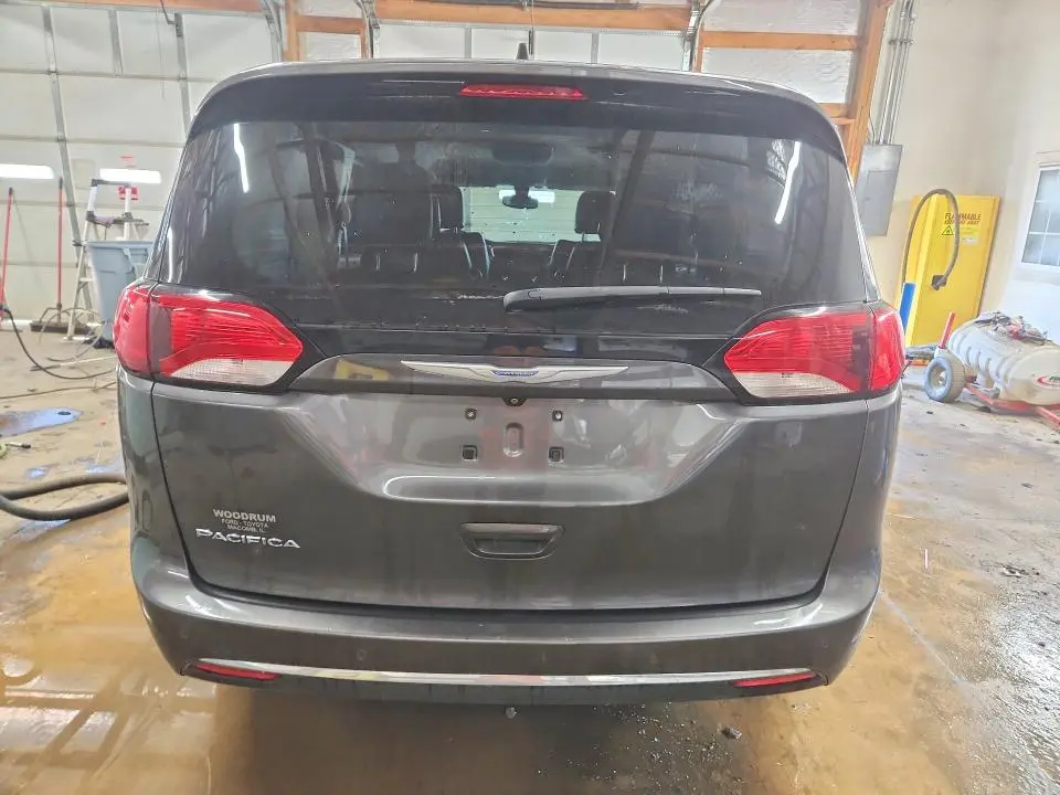 2017 CHRYSLER PACIFICA TOURING L  