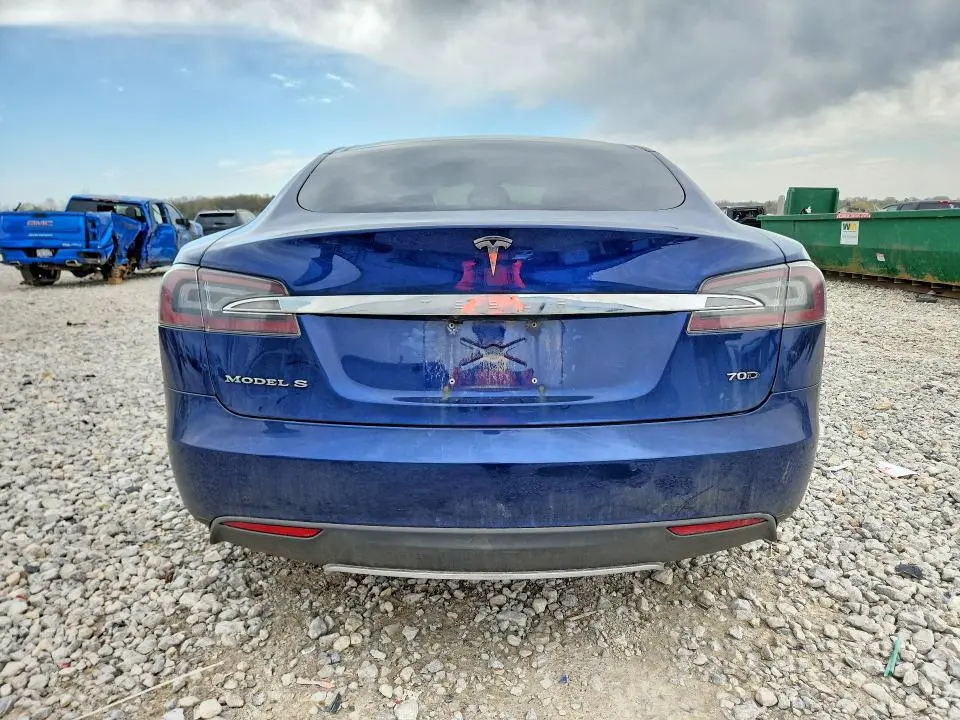 2015 TESLA MODEL S 70D  