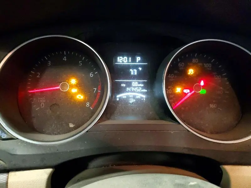 2015 VOLKSWAGEN JETTA SE  