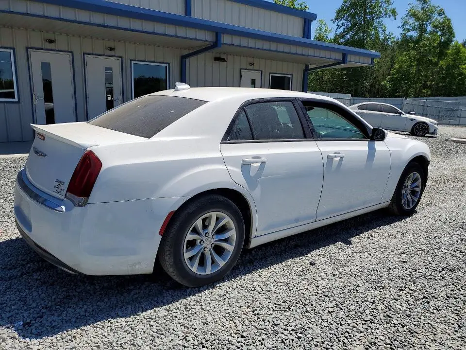 2016 CHRYSLER 300 LIMITED  