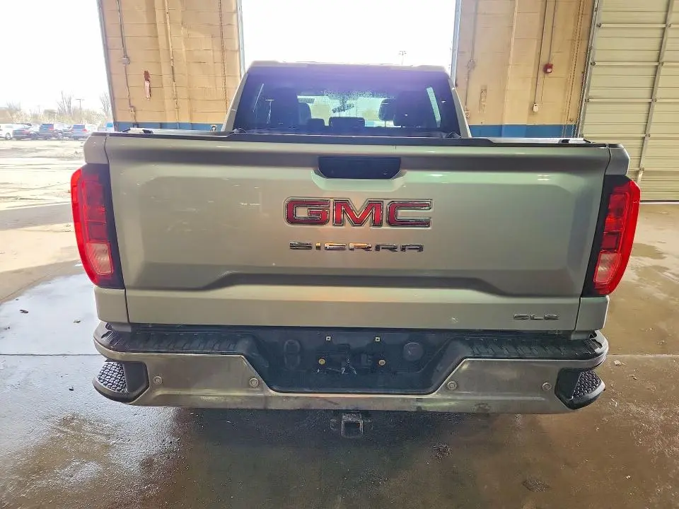 2019 GMC SIERRA K1500 SLE  