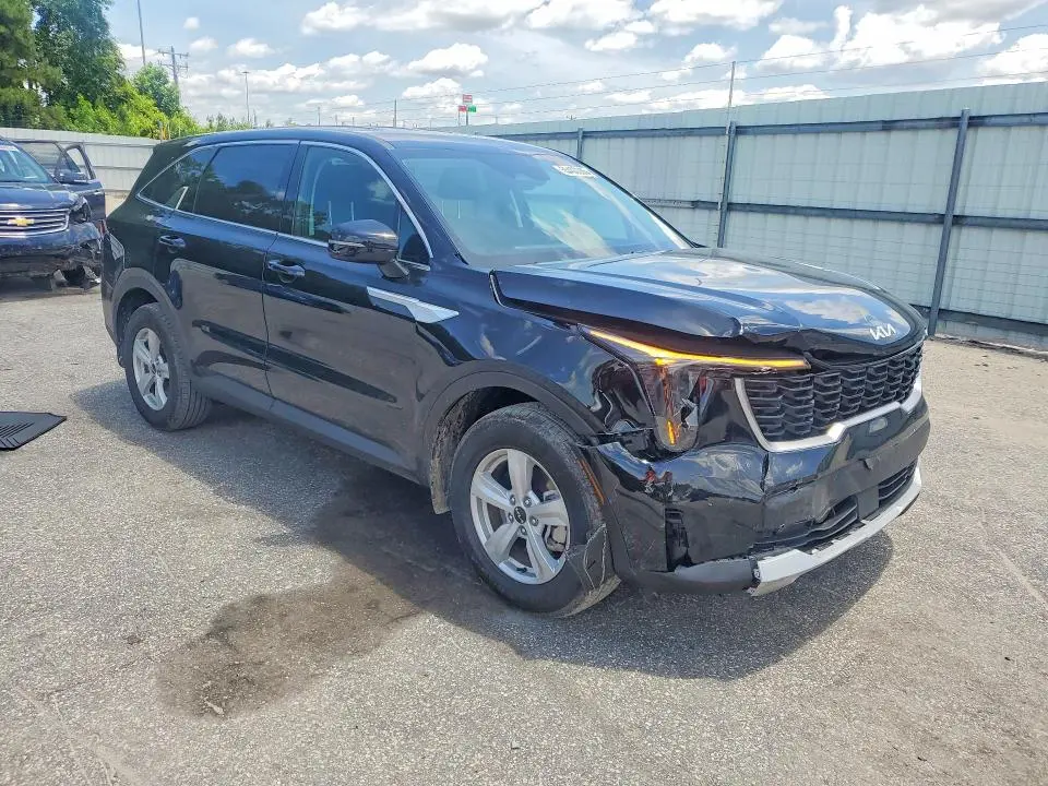 2026 KIA SORENTO LX  