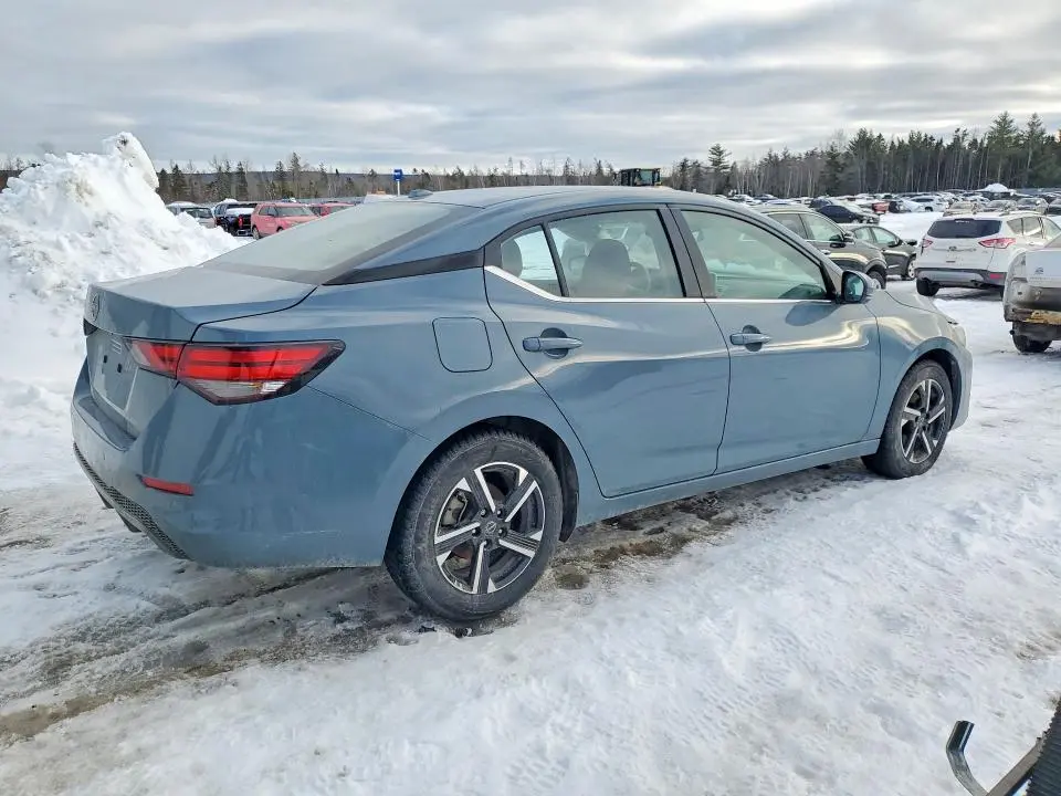 2025 NISSAN SENTRA SV  