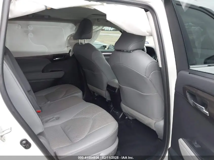 2021 TOYOTA HIGHLANDER HYBRID LIMITED