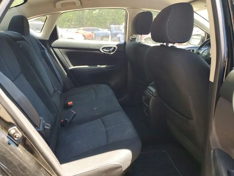 2016 NISSAN SENTRA SR  