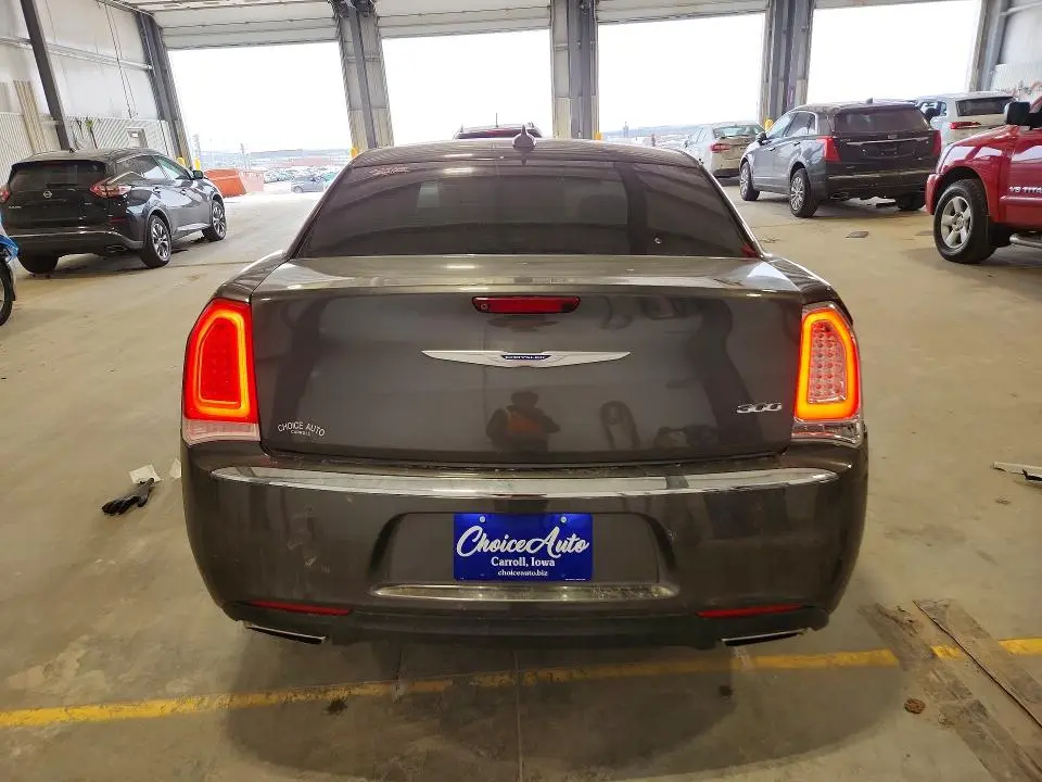 2019 CHRYSLER 300 TOURING  