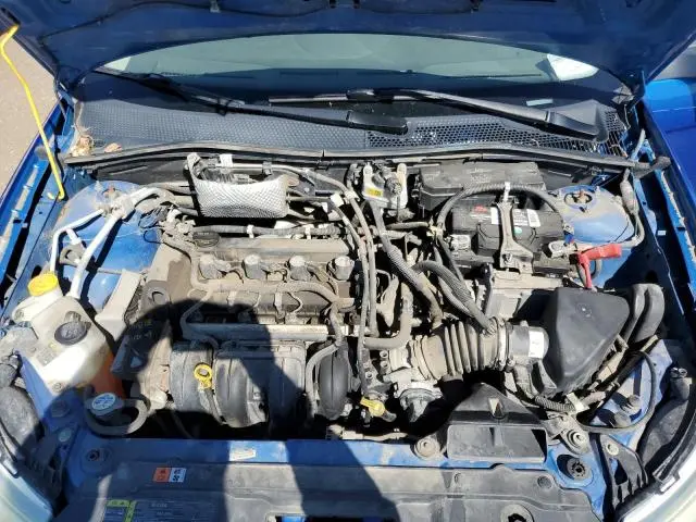 2010 FORD FOCUS SE  