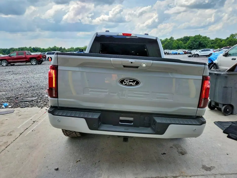 2025 FORD F150 LARIAT  