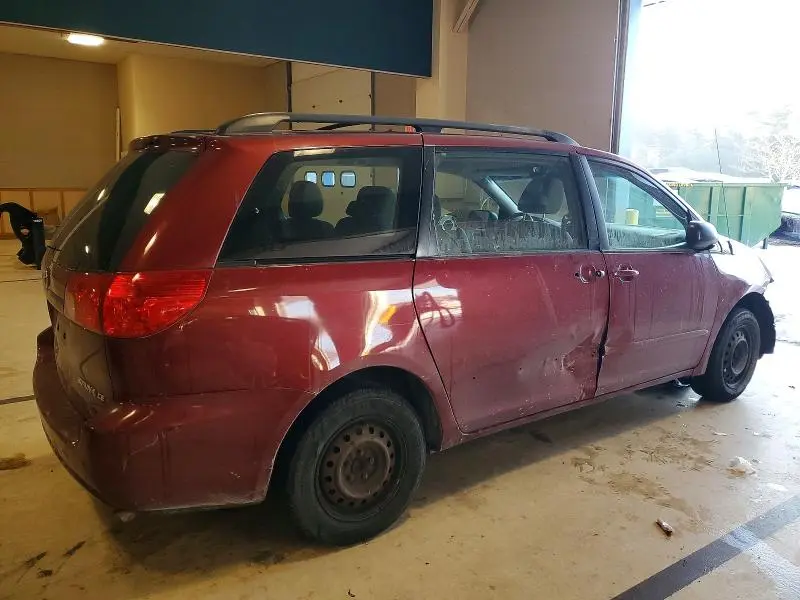 2010 TOYOTA SIENNA CE  