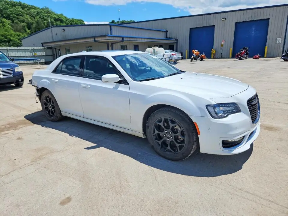 2023 CHRYSLER 300 TOURING L  