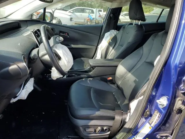 2017 TOYOTA PRIUS   