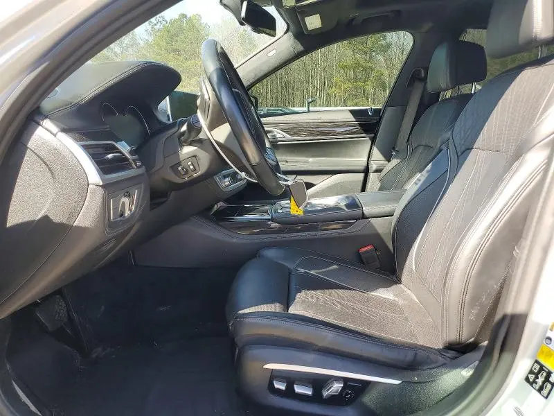 2016 BMW 750 XI  
