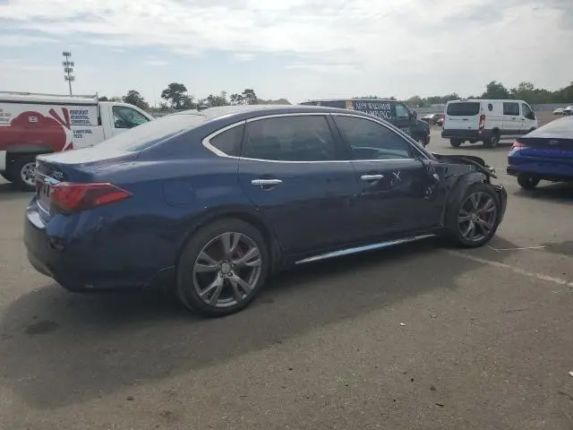 2017 INFINITI Q70L 3.7  