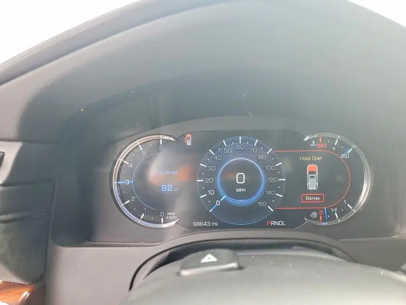 2017 CADILLAC ESCALADE LUXURY  
