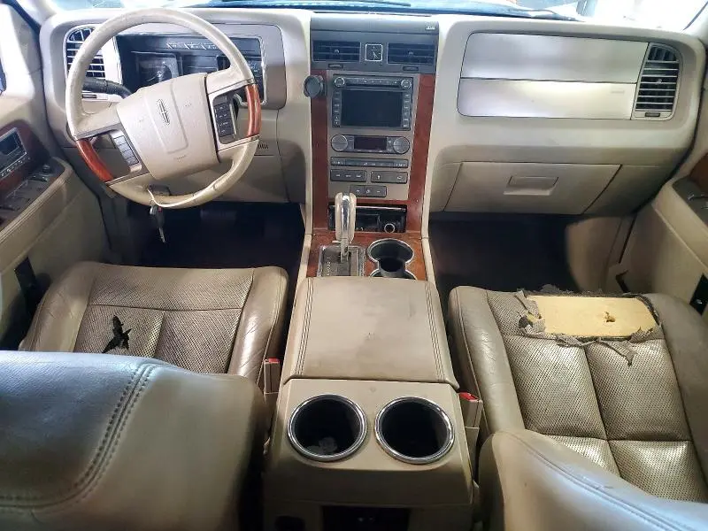 2011 LINCOLN NAVIGATOR L  