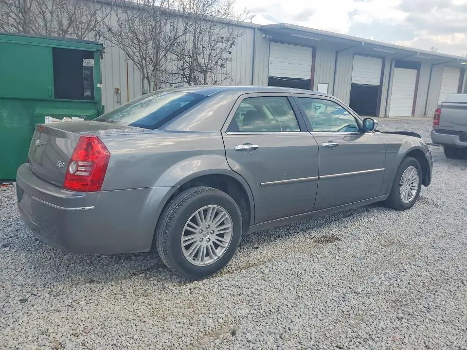 2010 CHRYSLER 300 TOURING  