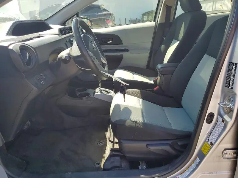 2013 TOYOTA PRIUS C TWO  