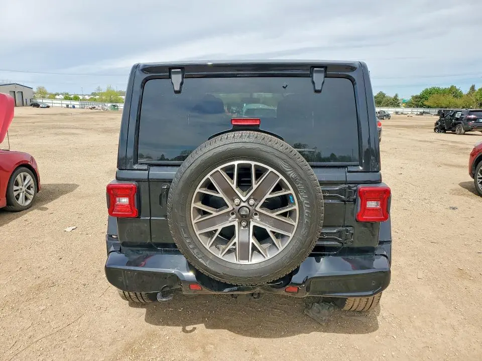 2023 JEEP WRANGLER SAHARA  