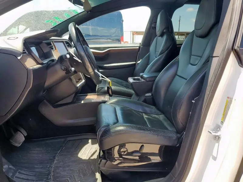 2016 TESLA MODEL X   