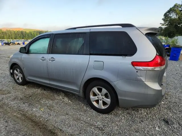 2011 TOYOTA SIENNA LE  