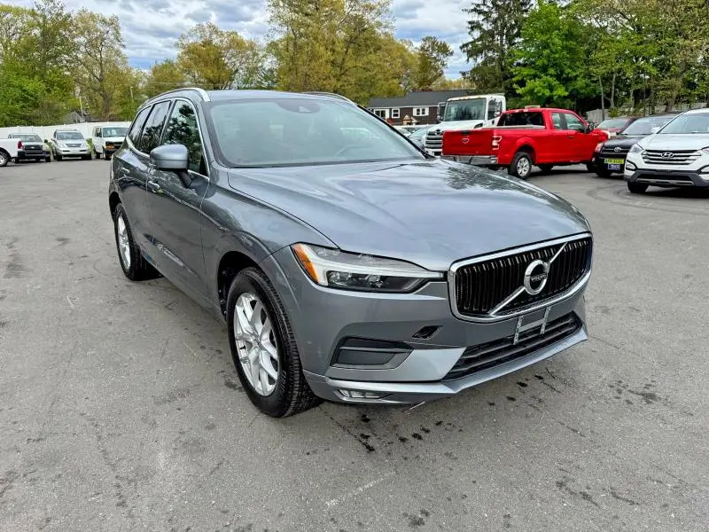 2021 VOLVO XC60 T5 MOMENTUM  