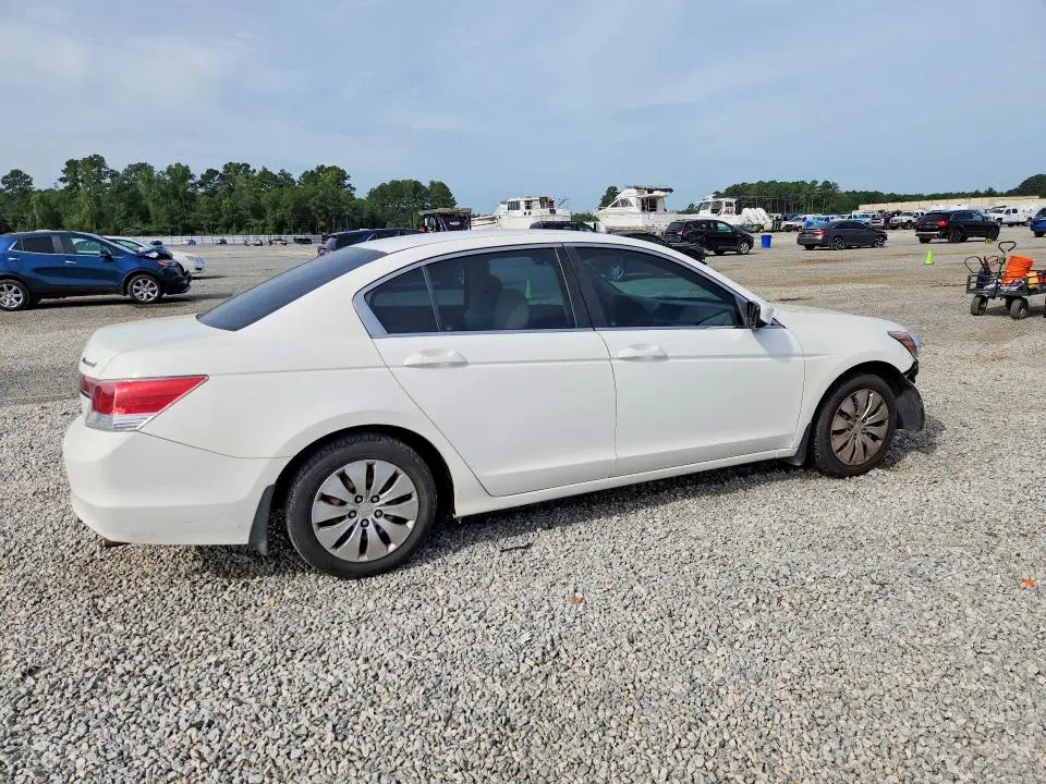 2010 HONDA ACCORD LX  