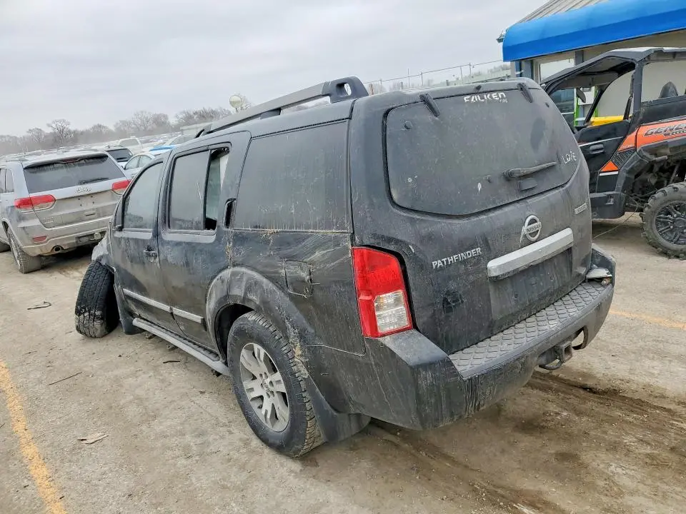 2011 NISSAN PATHFINDER S  