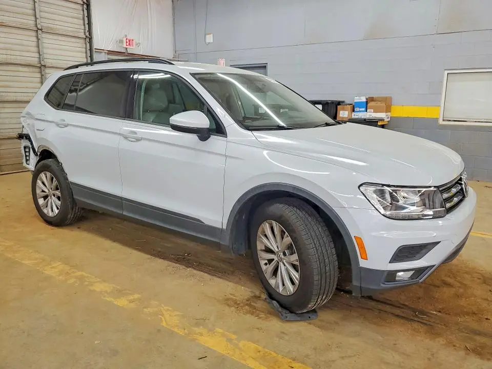 2018 VOLKSWAGEN TIGUAN S  