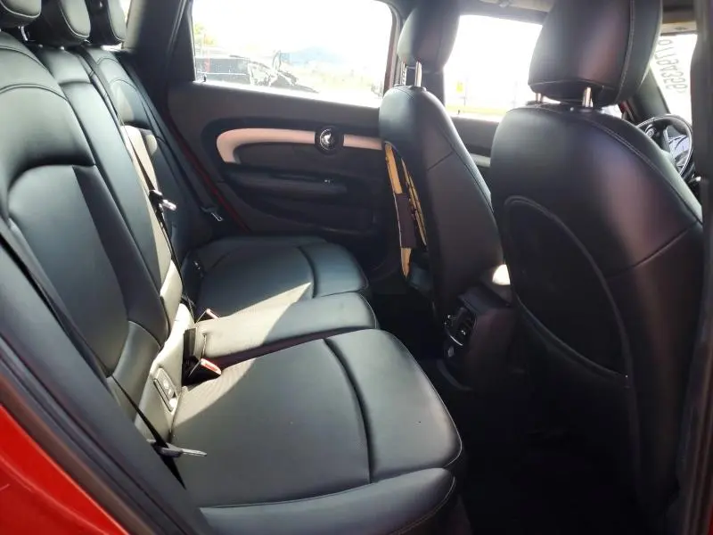 2016 MINI COOPER CLUBMAN  