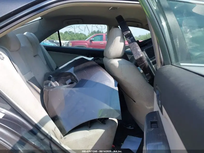 2012 TOYOTA CAMRY HYBRID XLE