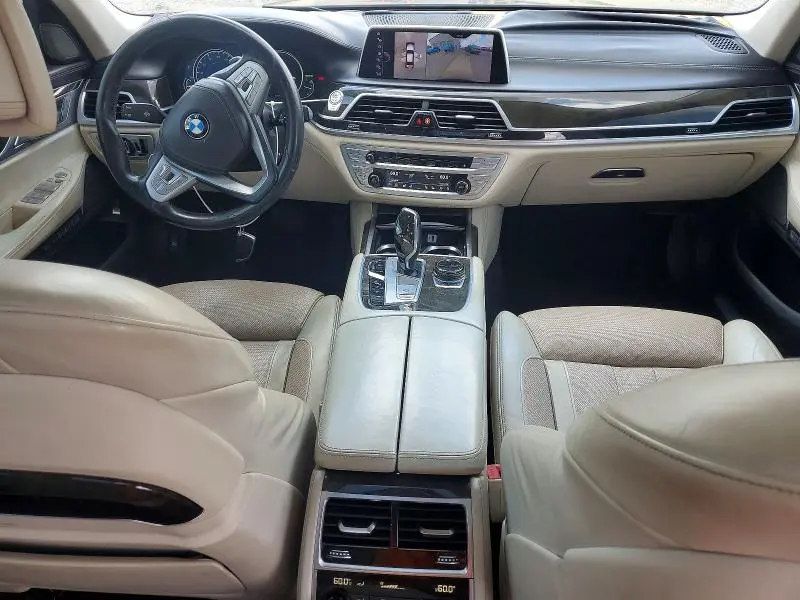 2016 BMW 750 XI  