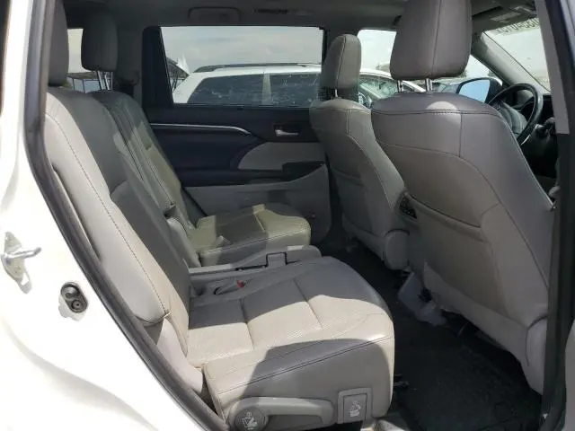 2016 TOYOTA HIGHLANDER HYBRID LIMITED  