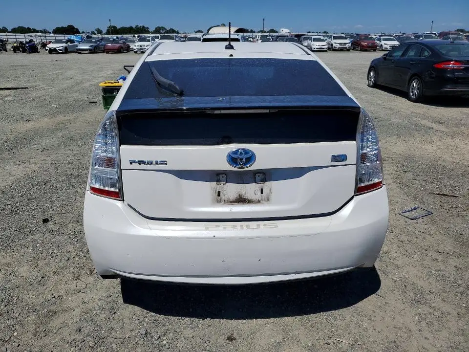2011 TOYOTA PRIUS TWO  