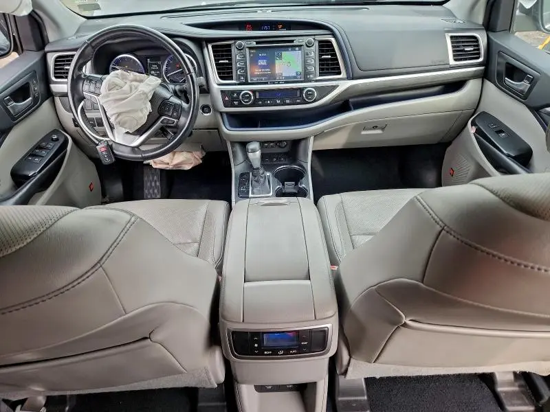2019 TOYOTA HIGHLANDER LIMITED  